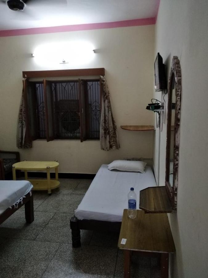 Hotel Yogi Lodge Khajurāho Exterior foto